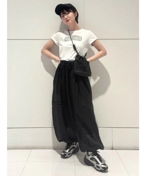 GAP(ギャップ)の「Gap1969 コットン ジャージー フィット クロップド グラフィックTシャツ(Tシャツ/カットソー・レディース・ホワイト/ピンク/ブラウン・XL/L/M/S/XS/XXS)」の19枚目の写真