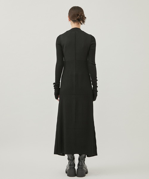 WRAPINKNOT（ラッピンノット）の「[WRAPINKNOT/ラッピンノット]EX.RIB KNIT OP（ワンピース・レディース・ベージュ/ブルー/ブラック・1/0）」の6枚目の写真