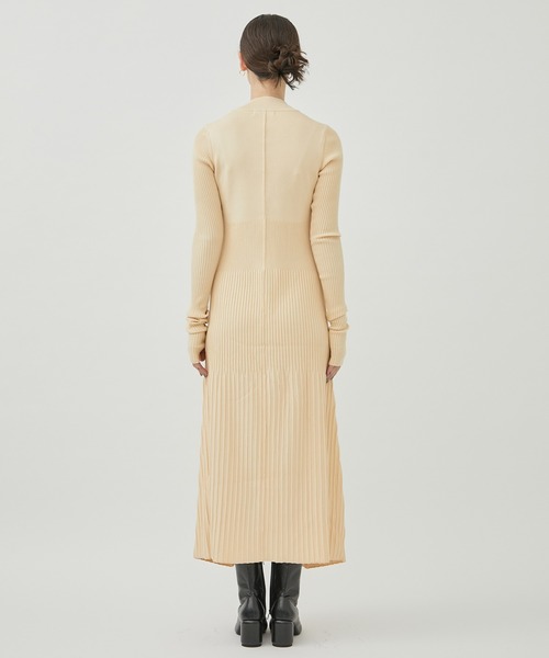WRAPINKNOT（ラッピンノット）の「[WRAPINKNOT/ラッピンノット]EX.RIB KNIT OP（ワンピース・レディース・ベージュ/ブルー/ブラック・1/0）」の22枚目の写真