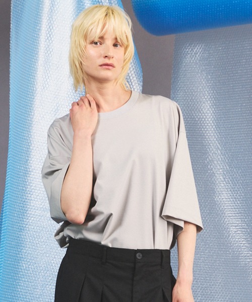 MAISON SPECIAL(メゾンスペシャル)の「《UNISEX》Smashing Punch Prime-Over Crew Neck Short Sleeve T-Shirt/スマッシングポンチプライムオーバーショートスリーブTシャツ【MAISON SPECIAL/メゾンスペシャル】(Tシャツ/カットソー・メンズ・ブラック/チャコールグレー/ライトブルー/レッド/ホワイト・0/2/1)」の4枚目の写真