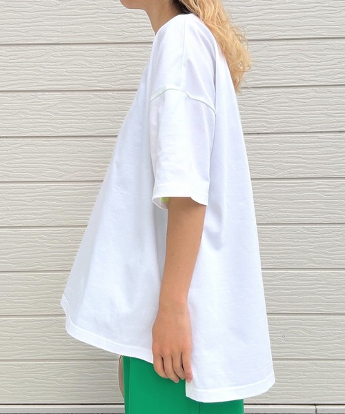 Q(キュー)の「バックロゴチュールT(Tシャツ/カットソー・レディース・ブラック/ホワイト・MEDIUM)」の21枚目の写真