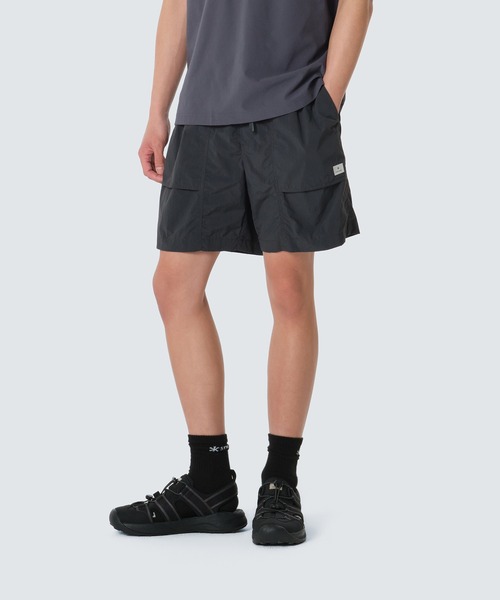 Snow Peak(スノーピーク)の「Snow Peak / Taslan Shorts タスランショーツ(カーゴパンツ・メンズ・チャコール/パープル/ダークグリーン/コーラルピンク/ライトベージュ・S/M/L/XL)」の2枚目の写真