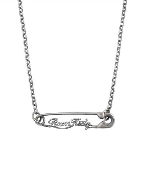 ROSEN KREUZ(ローゼンクロイツ)の「【Rosen Kreuz】FALSE PIN INSIGNIA NECKLACE / 【ローゼンクロイツ】安全ピンモチーフネックレス(ネックレス・メンズ・シルバー・ONE SIZE)」の2枚目の写真