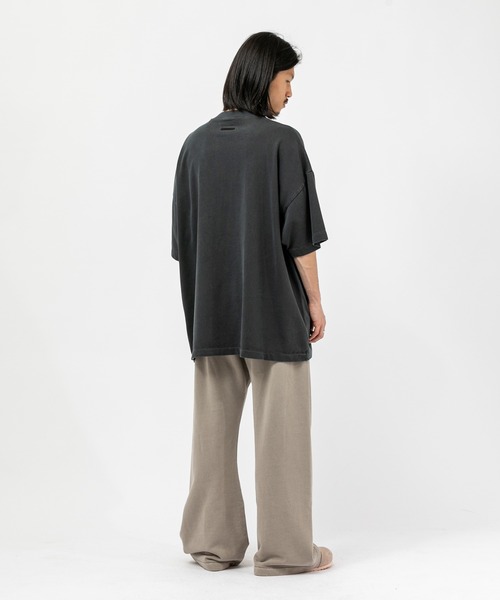 FOG ESSENTIALS(エフオージーエッセンシャルズ)の「ESSENTIALS TRAINING 90S SHORT SLEEVE TEE エッセンシャルズ トレーニングナインティーズショートスリーヴティー(Tシャツ/カットソー・メンズ・ブラック・SMALL/MEDIUM/LARGE/X-LARGE)」の6枚目の写真