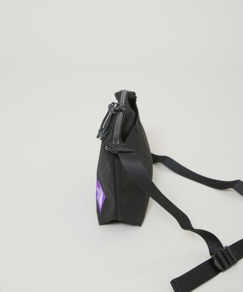 THE NORTH FACE PURPLE LABEL(ザ ノースフェイス パープルレーベル)の「THE NORTH FACE PURPLE LABEL/Field Small Shoulder Bag(ショルダーバッグ・レディース・ブラック/ライトグレー・FREE)」の5枚目の写真