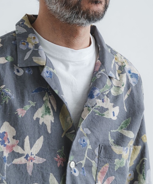 quadro（クオドロ）の「綿麻シーチング花柄ptオープン半袖シャツ（シャツ/ブラウス・メンズ・グレー・MEDIUM/LARGE）」の3枚目の写真