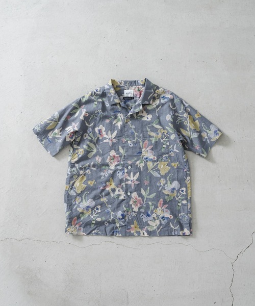 quadro（クオドロ）の「綿麻シーチング花柄ptオープン半袖シャツ（シャツ/ブラウス・メンズ・グレー・MEDIUM/LARGE）」の2枚目の写真