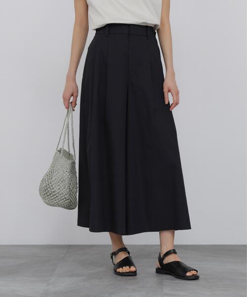 human woman(ヒューマンウーマン)の「◆【名品 / UVカット / ウォッシャブル】クールマックスタックスカーチョ(その他パンツ・レディース・ベージュ/ブルー/ブラック・SMALL/LARGE/MEDIUM)」の1枚目の写真
