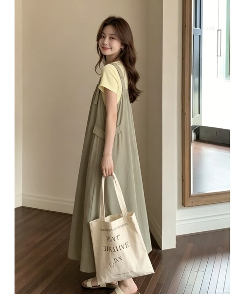 FAVORITO（ファヴォリート）の「サロペットワンピース（ワンピース・レディース・ブラック/グリーン/ベージュ・F）」の13枚目の写真