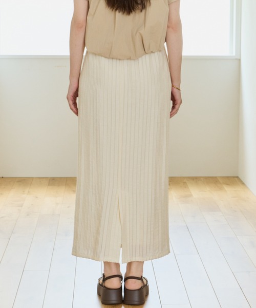 OLUN(オルン)の「jacquard I-line skirt/ジャガードIラインスカート(スカート・レディース・ブラウン/アイボリー/ブラック・FREE/X-SMALL/SMALL)」の17枚目の写真