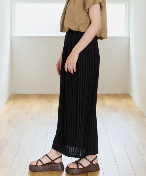 OLUN(オルン)の「jacquard I-line skirt/ジャガードIラインスカート(スカート・レディース・ブラウン/アイボリー/ブラック・FREE/X-SMALL/SMALL)」の9枚目の写真