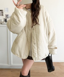 Java（ジャバ）の「《JaVa ジャバコラボ》軽やかに羽織って旬顔。大人のノーカラー中綿ショート丈ブルゾン（ブルゾン）」
