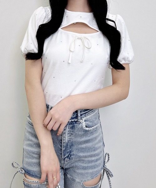 INGNI(イング)の「ラインストーン飛ばしデコルテオープンリボンリブトップス(Tシャツ/カットソー・レディース・オフホワイト/ブラック/ライトピンク・M)」の22枚目の写真