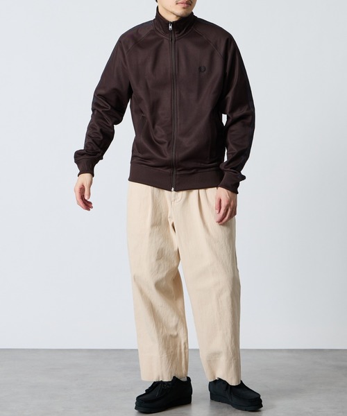 FRED PERRY（フレッドペリー）の「【WEB限定】[FRED PERRY/フレッドペリー] コントラストテープ トラックジャケット（ジャージ・レディース・ブラック/ダークブラウン・L/M/S/XL）」の7枚目の写真