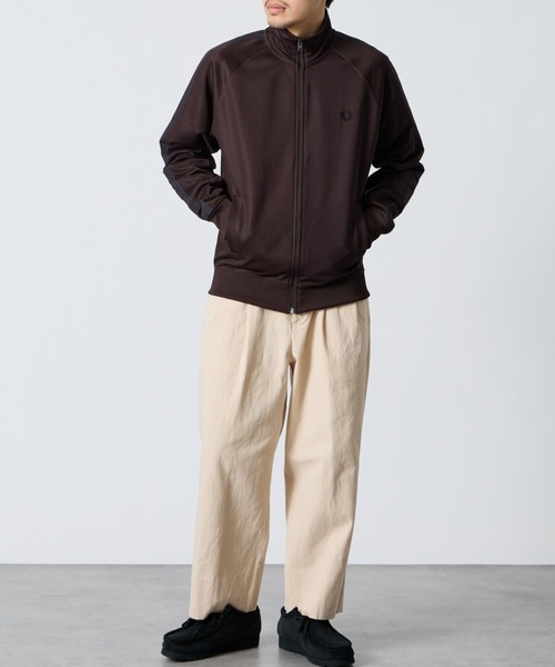 FRED PERRY（フレッドペリー）の「【WEB限定】[FRED PERRY/フレッドペリー] コントラストテープ トラックジャケット（ジャージ・レディース・ブラック/ダークブラウン・L/M/S/XL）」の20枚目の写真