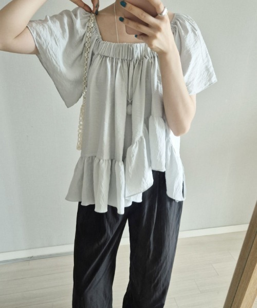 Aelina(エリナ)の「ボートネックフリルブラウス(Tシャツ/カットソー・レディース・アイボリー/ブルーグレー/ブラック・FREE)」の13枚目の写真
