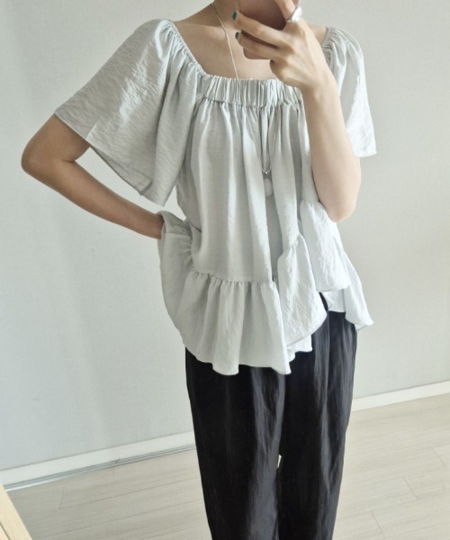 Aelina(エリナ)の「ボートネックフリルブラウス(Tシャツ/カットソー・レディース・アイボリー/ブルーグレー/ブラック・FREE)」の17枚目の写真