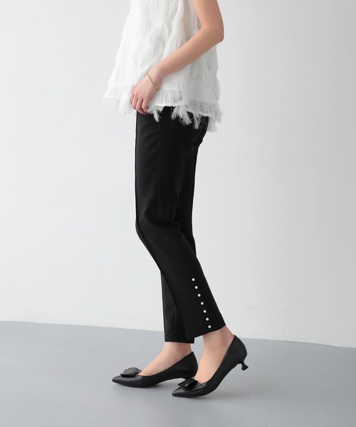 Mirenue（ミレニュー）の「パールテーパードパンツ（その他パンツ・レディース・ピンク/ブラック/ホワイト・M/S）」の16枚目の写真