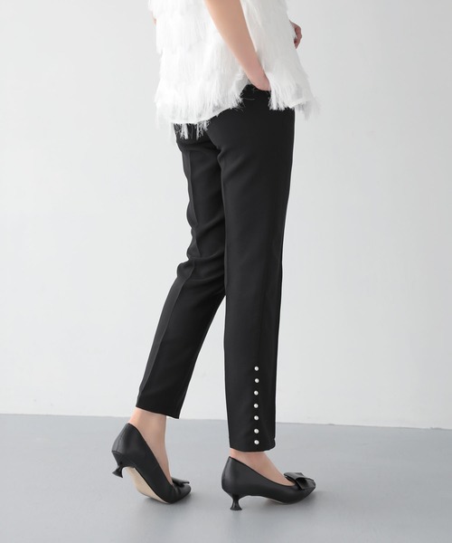 Mirenue（ミレニュー）の「パールテーパードパンツ（その他パンツ・レディース・ピンク/ブラック/ホワイト・M/S）」の17枚目の写真