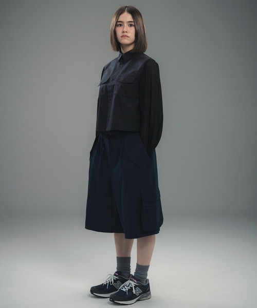 +phenix（プラスフェニックス）の「+phenix(プラスフェニックス)SHEER SLEEVE CROPPED SHIRT / シアースリーブ クロップドシャツ（シャツ/ブラウス・レディース・ブラック/ホワイト/ベージュ・M/L）」の16枚目の写真