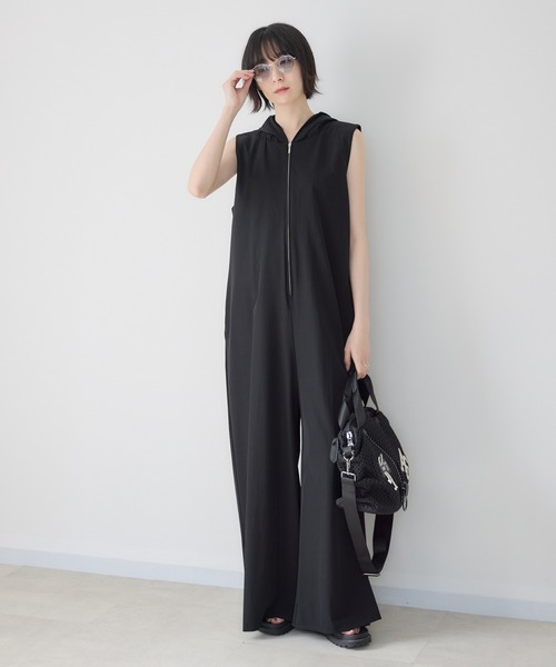Paradise Picnic（パラダイスピクニック）の「【WEB限定】【接触冷感/撥水】cloche 機能素材フーディサロペット（サロペット/オーバーオール・レディース・ブラック/ベージュ/ブラウン・FREE）」の6枚目の写真