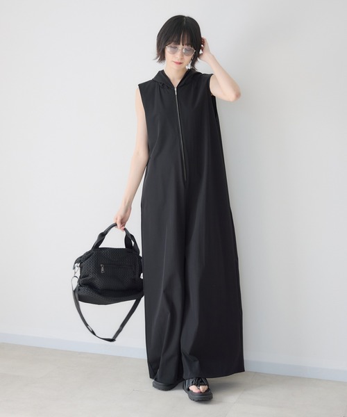 Paradise Picnic（パラダイスピクニック）の「【WEB限定】【接触冷感/撥水】cloche 機能素材フーディサロペット（サロペット/オーバーオール・レディース・ブラック/ベージュ/ブラウン・FREE）」の8枚目の写真
