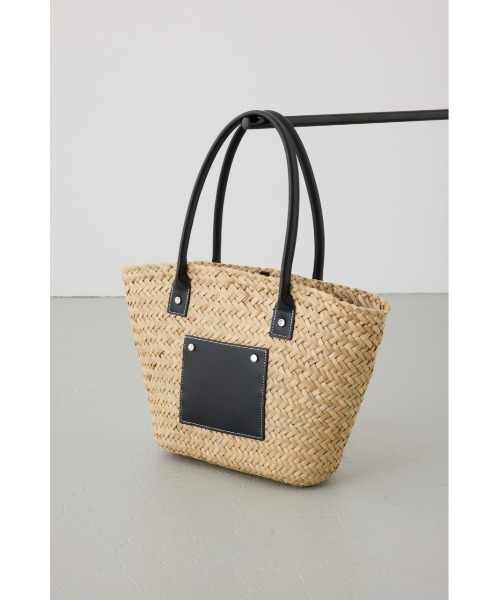 AZUL by moussy(アズールバイマウジー)の「フロントポケットバスケットトート(トートバッグ・レディース・キャメル/ブラック・FREE)」の6枚目の写真