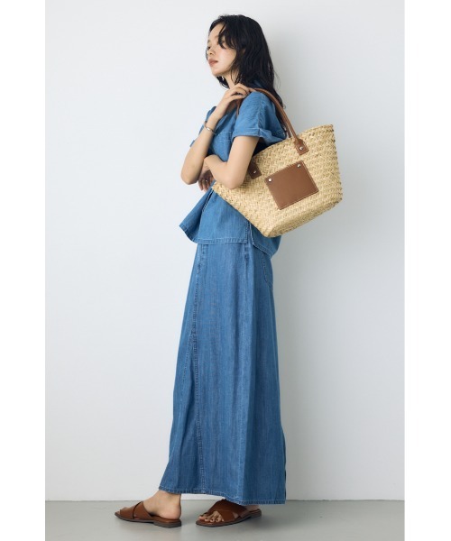 AZUL by moussy(アズールバイマウジー)の「フロントポケットバスケットトート(トートバッグ・レディース・キャメル/ブラック・FREE)」の19枚目の写真