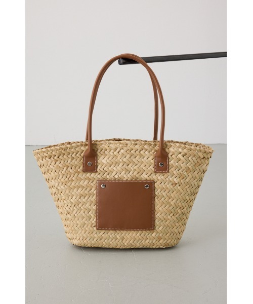 AZUL by moussy(アズールバイマウジー)の「フロントポケットバスケットトート(トートバッグ・レディース・キャメル/ブラック・FREE)」の20枚目の写真