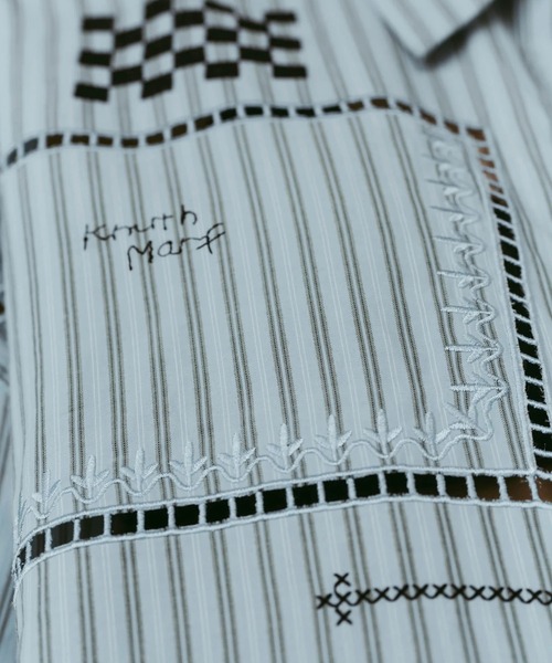 Knuth Marf（クヌースマーフ）の「embroidered shirt(unisex)（シャツ/ブラウス・レディース・ストライプ/アイボリー・FREE）」の13枚目の写真