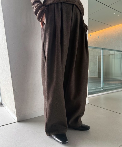select MOCA by son(セレクトモカバイソン)の「ウールライク2タックパンツ【セットアップ対応】【by SON】(スラックス・レディース・ブラック/ブラウン・MEDIUM/LARGE)」の16枚目の写真