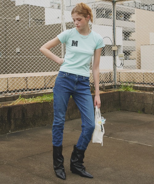 Mili affinity(ミリアフィニティー)の「ワンポイントロゴTシャツ(Tシャツ/カットソー・レディース・杢グレー/ブラック/オフホワイト/ターコイズブルー・FREE)」の6枚目の写真