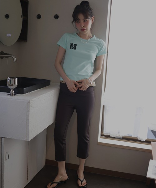 Mili affinity(ミリアフィニティー)の「ワンポイントロゴTシャツ(Tシャツ/カットソー・レディース・杢グレー/ブラック/オフホワイト/ターコイズブルー・FREE)」の15枚目の写真