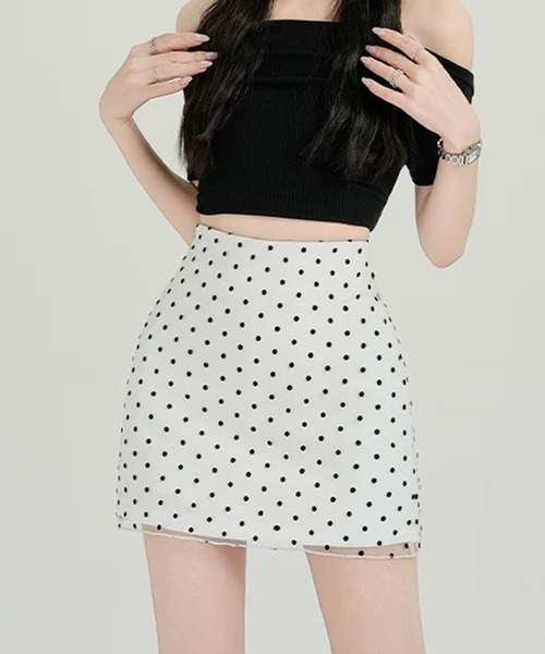 IRADOWL(アイラドール)の「ドット柄タイトミニスカート(スカート・レディース・ホワイト/ブラック・LARGE/MEDIUM/SMALL)」の17枚目の写真
