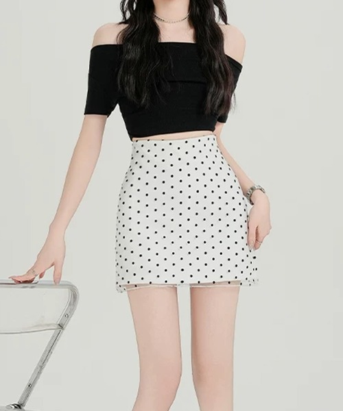 IRADOWL(アイラドール)の「ドット柄タイトミニスカート(スカート・レディース・ホワイト/ブラック・LARGE/MEDIUM/SMALL)」の19枚目の写真