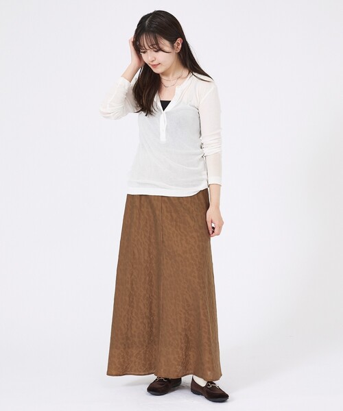 ALBEROLA（アルベローラ）の「【ALBEROLA / アルベローラ】ベロア ビットローファー / フラットシューズ（ローファー・レディース・ブラック/ブラウン/グレー・22/25/24/23）」の9枚目の写真