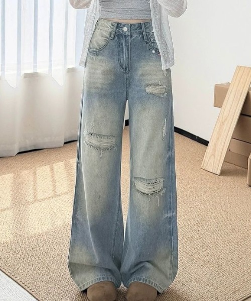 LUCPY(ラクピー)の「ダメージウォッシュワイドデニムパンツ(デニムパンツ・レディース・ブルー・X-LARGE/LARGE/MEDIUM/SMALL)」の2枚目の写真