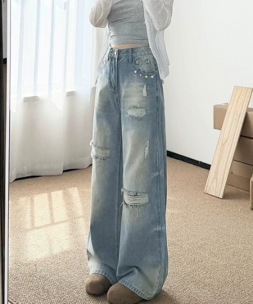 LUCPY(ラクピー)の「ダメージウォッシュワイドデニムパンツ(デニムパンツ・レディース・ブルー・X-LARGE/LARGE/MEDIUM/SMALL)」の4枚目の写真