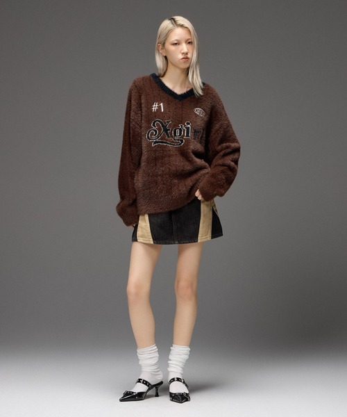 X-girl(エックスガール)の「GAME SHIRT JACQUARD SHAGGY KNIT TOP(ニット/セーター・レディース・ブラウン/ブラック・ONE SIZE)」の11枚目の写真