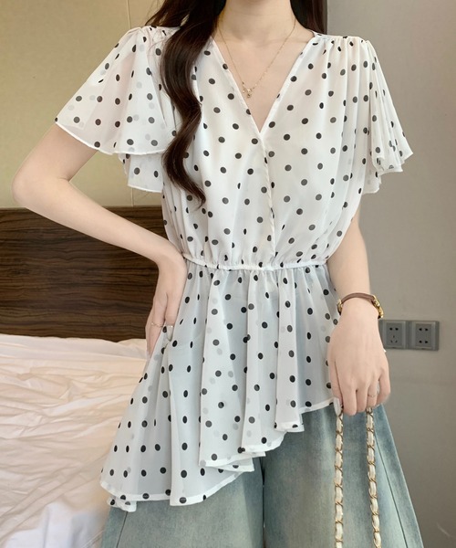 Girly Doll(ガーリードール)の「ドット柄シフォンVネックフレアブラウス(シャツ/ブラウス・レディース・ブラック/ホワイト・FREE)」の14枚目の写真