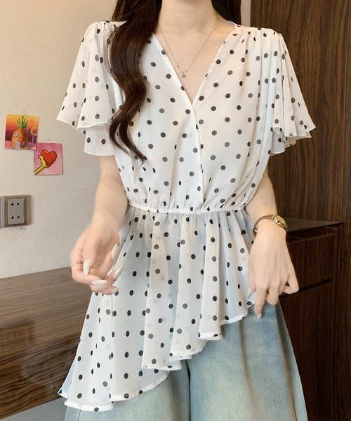 Girly Doll(ガーリードール)の「ドット柄シフォンVネックフレアブラウス(シャツ/ブラウス・レディース・ブラック/ホワイト・FREE)」の8枚目の写真