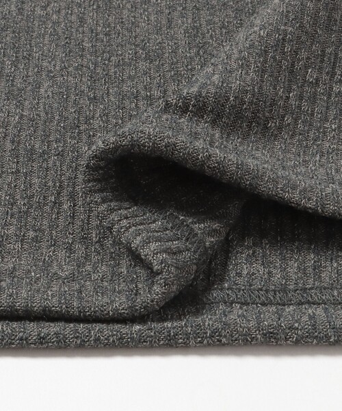 BEAMS HEART(ビームスハート)の「スピンドル ヘンリーネック カットソー(Tシャツ/カットソー・メンズ・ブラック/グレー・LARGE/MEDIUM/SMALL)」の13枚目の写真