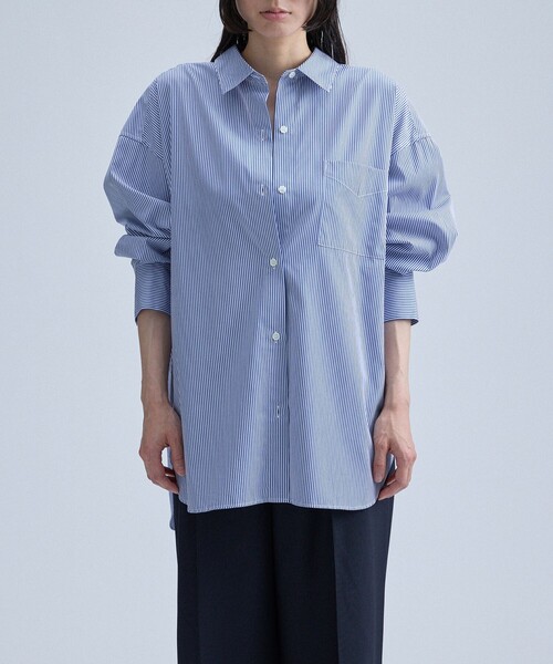 MAAI(マアイ)の「MAAI / ドロップショルダー オーバーサイズ シャツ(シャツ/ブラウス・レディース・ブルー/ホワイト・MEDIUM/LARGE)」の9枚目の写真