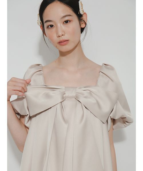 FURFUR(ファーファー)の「【限定カラー】ビッグリボンミニドレス(その他トップス・レディース・ベージュ/マルチ/ブラック・F)」の7枚目の写真
