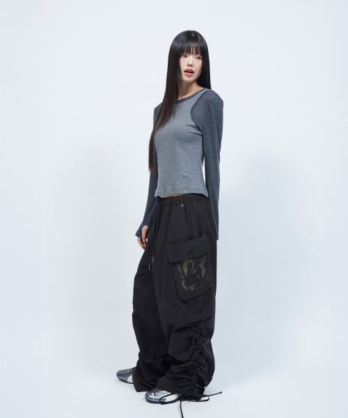 LMR(エルエムアール)の「スリムリブレイヤード長袖Tシャツグレー(Tシャツ/カットソー・レディース・チャコールグレー・SMALL/MEDIUM)」の10枚目の写真