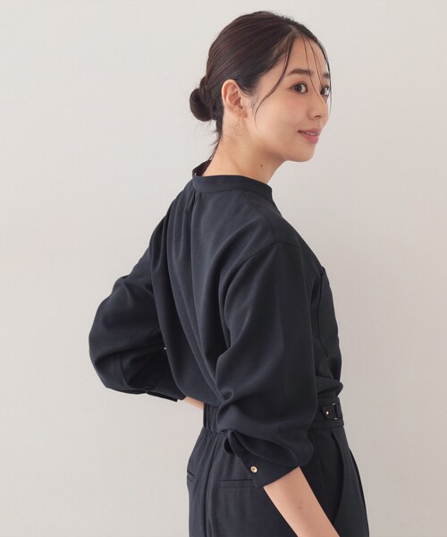 index(インデックス)の「【高通気/遮熱】風が通るスキッパーシャツ《洗濯機OK/UVケア/防シワ》(シャツ/ブラウス・レディース・ネイビー/ブラウン系その他/ナチュラル・42/40/38)」の15枚目の写真