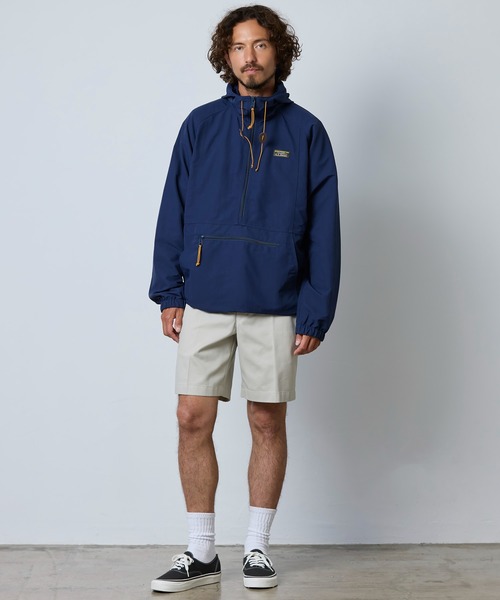L.L.Bean(エルエルビーン)の「マウンテン・クラシック・アノラック 米国フィット・レギュラー(マウンテンパーカー・メンズ・サンドベージュ/ブラック/ネイビー・X-LARGE/LARGE/MEDIUM/SMALL)」の12枚目の写真