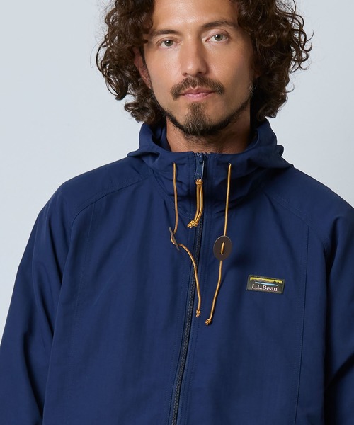 L.L.Bean(エルエルビーン)の「マウンテン・クラシック・アノラック 米国フィット・レギュラー(マウンテンパーカー・メンズ・サンドベージュ/ブラック/ネイビー・X-LARGE/LARGE/MEDIUM/SMALL)」の4枚目の写真