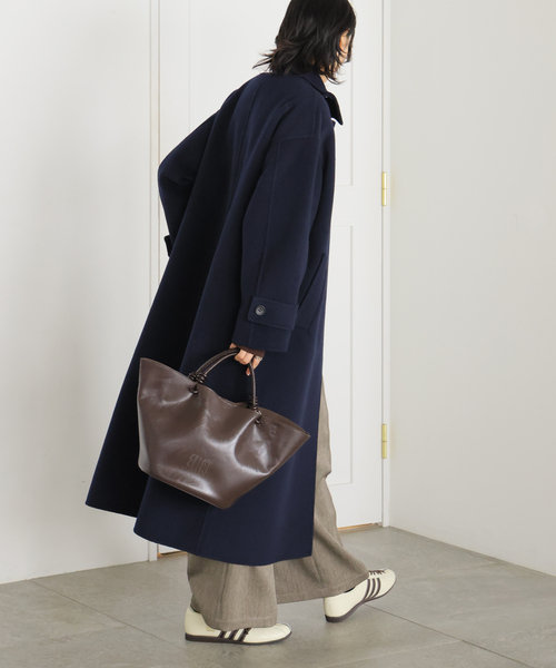 JOURNAL STANDARD（ジャーナルスタンダード）の「《追加》ヤクウールリバーバルカラーコート（ステンカラーコート・レディース・ネイビー/ブラウン・38/36）」の18枚目の写真