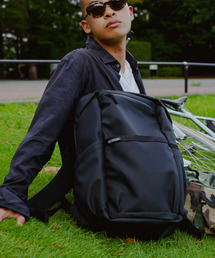 CHROME（クローム）の「［ CHROME / クローム ］GROCERY BACKPACK 22L MABK_MATTE BLACK / グロサリー バックパック 22L マット ブラック 耐水 容量：22L（バックパック/リュック）」